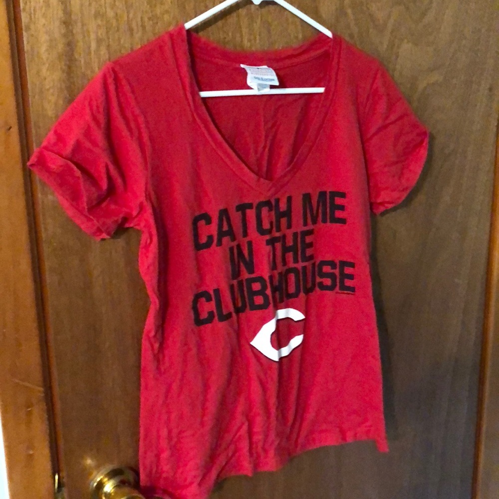 Cincinnati reds t shirt